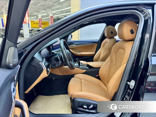 BMW 5 series (imported) 2021 Черный из Китая, фото 4