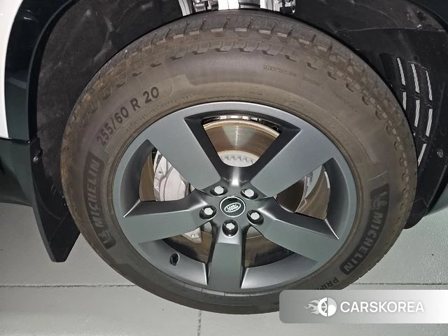 Land Rover Defender (L663) 2025 Белый из Кореи, фото 4
