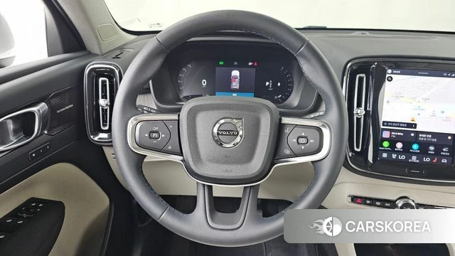 Volvo XC40 2025 Белый из Кореи, фото 4
