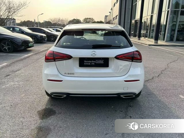 Mercedes-Benz Class A (imported) 2023 Белый из Китая, фото 4