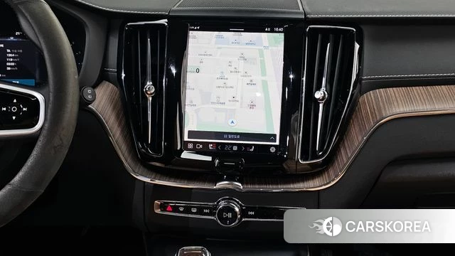 Volvo XC60 second Generation 2021 Черный из Кореи, фото 4