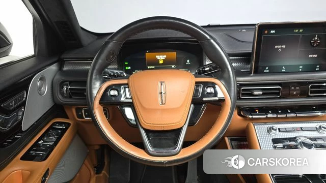 Lincoln Aviator 2nd generation 2023 Белый из Кореи, фото 4
