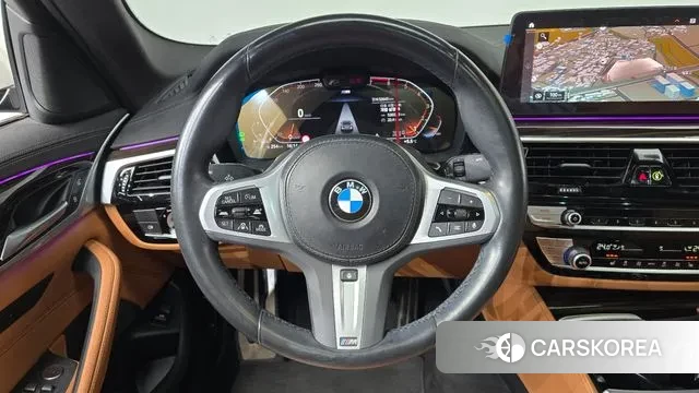 BMW 5 Series (G30) 2022 Белый из Кореи, фото 4