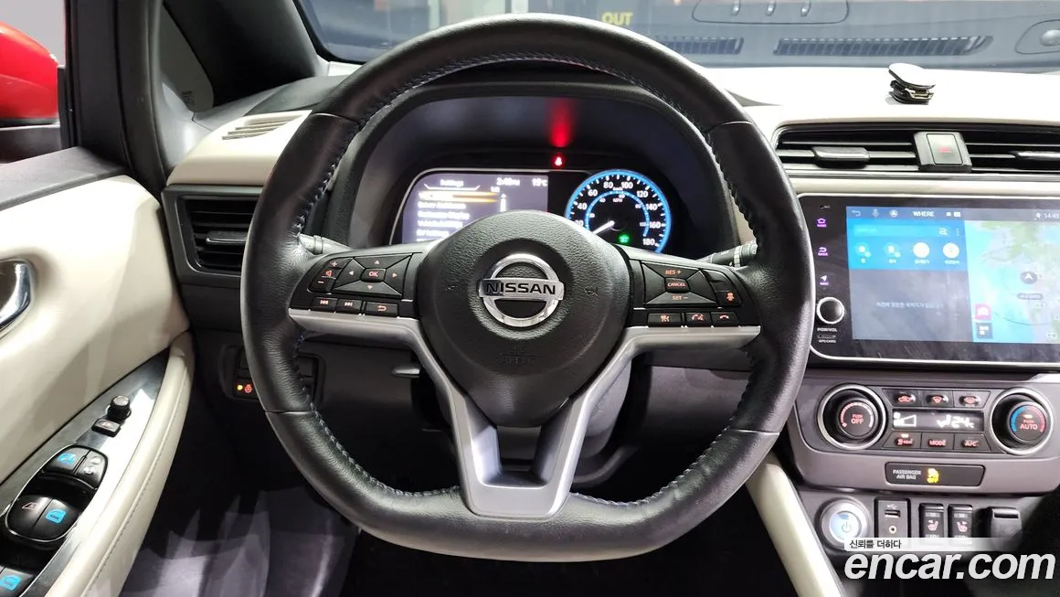 Nissan Leaf (ZE1) 2019 Красный из Кореи, фото 4