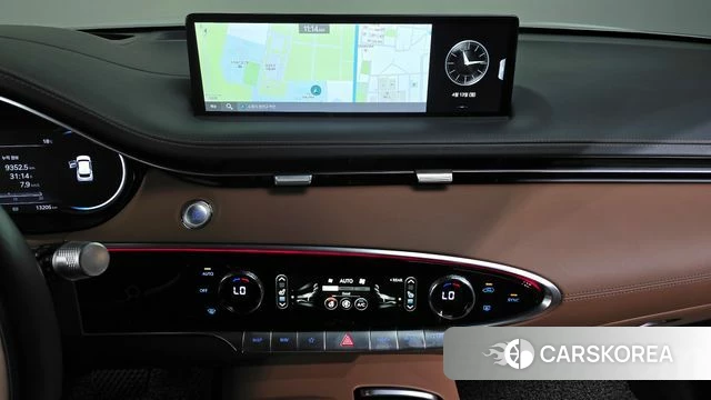 Genesis GV70 2023 Белый из Кореи, фото 4