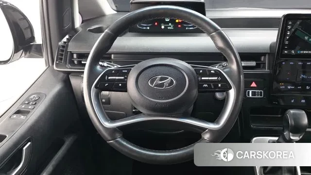 Hyundai Staria 2021 Белый из Кореи, фото 4