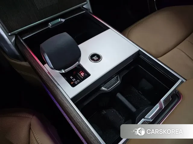 Land Rover Range Rover 5th Generation 2024 Черный из Кореи, фото 4