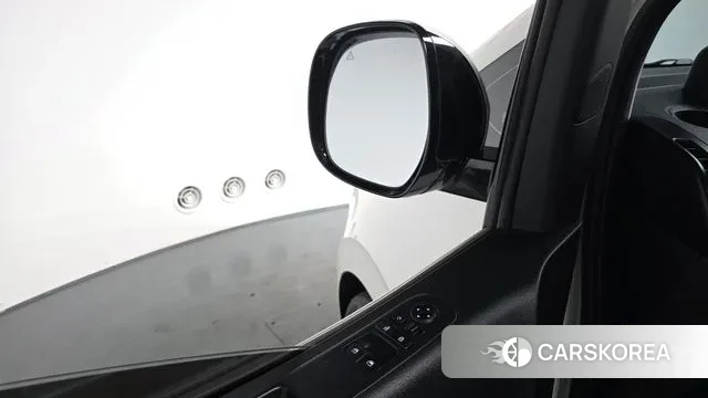 Hyundai Staria 2022 Белый из Кореи, фото 4