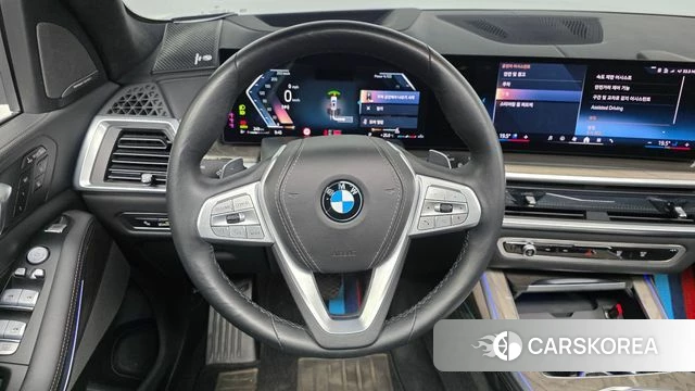 BMW X7 (G07) 2023 Белый из Кореи, фото 4