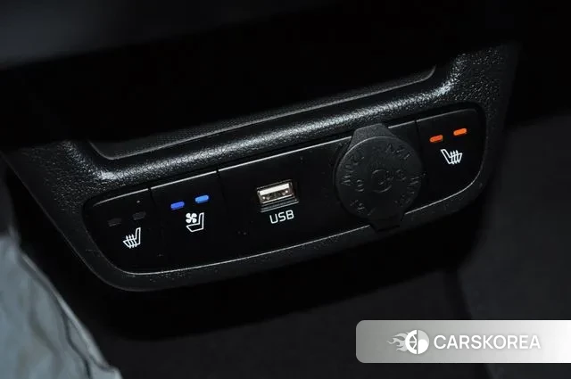 Kia The New Kia Ray 2023 Белый из Кореи, фото 4