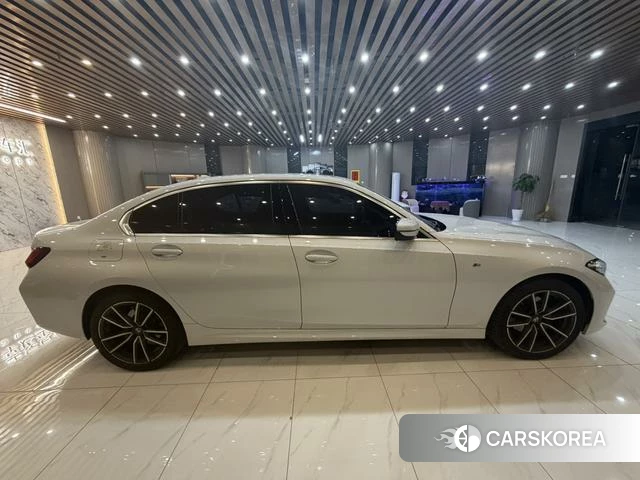 BMW 3 series 2023 Белый из Китая, фото 4