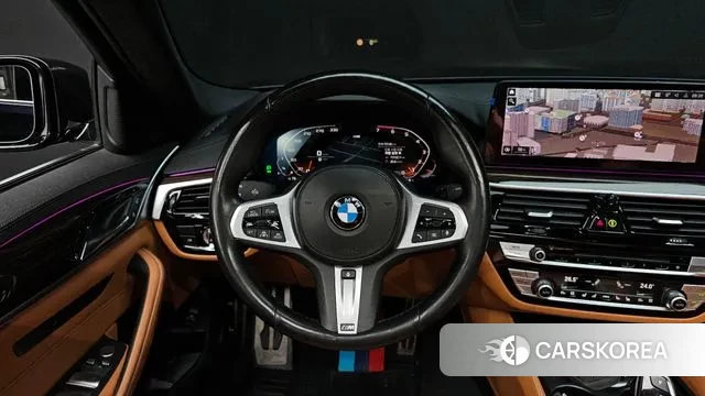 BMW 5 Series (G30) 2021 Черный из Кореи, фото 4