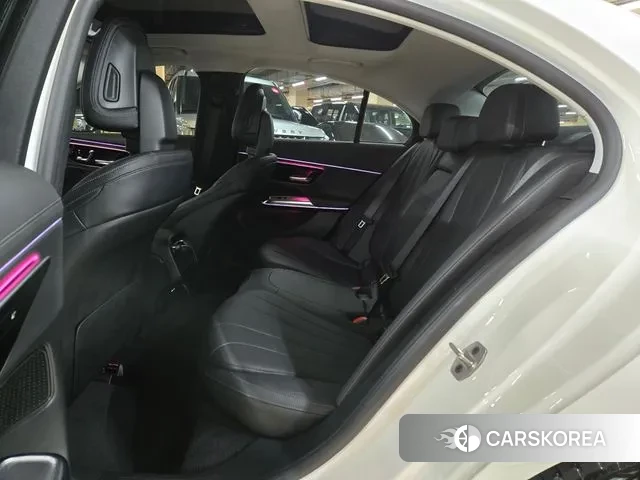 Mercedes-Benz E-Class W214 2024 Белый из Кореи, фото 4