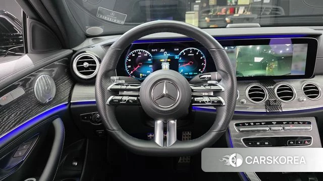 Mercedes-Benz E-Class W213 2021 Черный из Кореи, фото 4