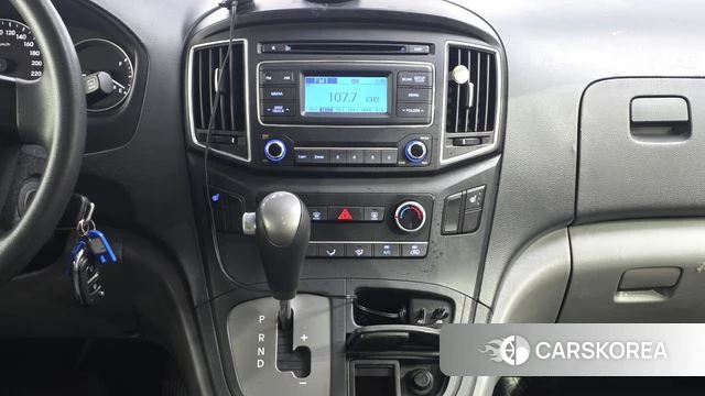 Hyundai Grand Starex 2018 Серебряный из Кореи, фото 4