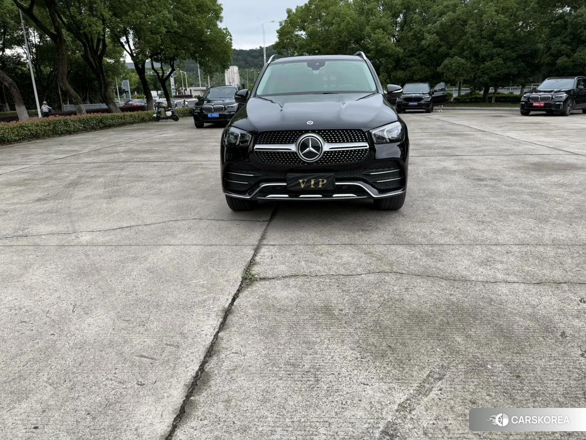 Mercedes-Benz GLE (import) 2020 Черный из Китая, фото 4