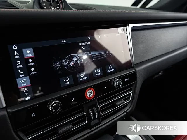 Porsche Macan 2023 Жемчужный цвет из Кореи, фото 4