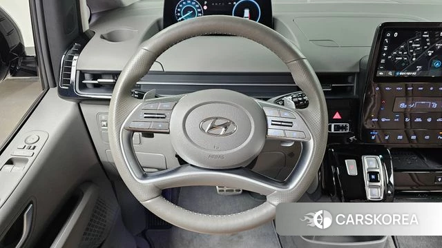 Hyundai Staria 2023 Черный из Кореи, фото 4