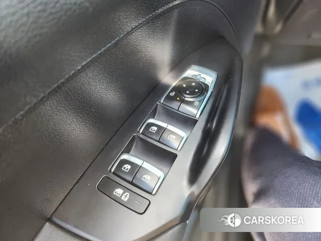 Kia The New K5 3rd generation 2023 Белый из Кореи, фото 4