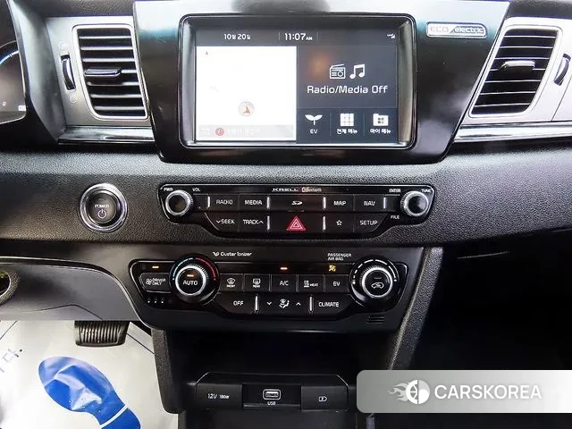 Kia Niro EV 2021 Серебряный из Кореи, фото 4