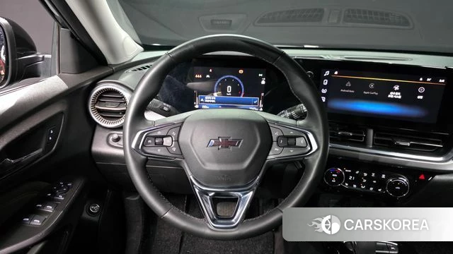 Chevrolet (GM Daewoo) Trax Crossover 2024 Черный из Кореи, фото 4
