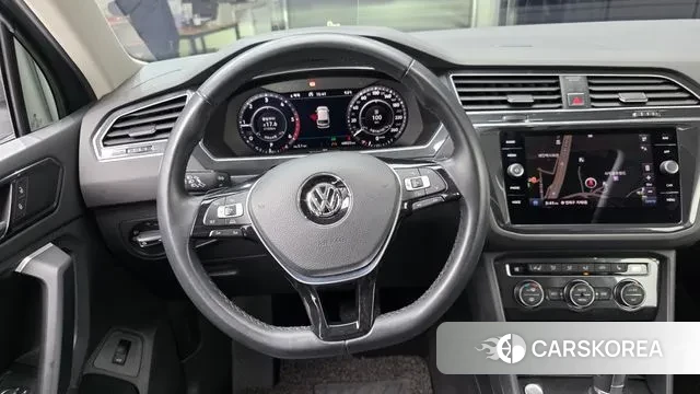 Volkswagen Tiguan second Generation 2018 Серый из Кореи, фото 4