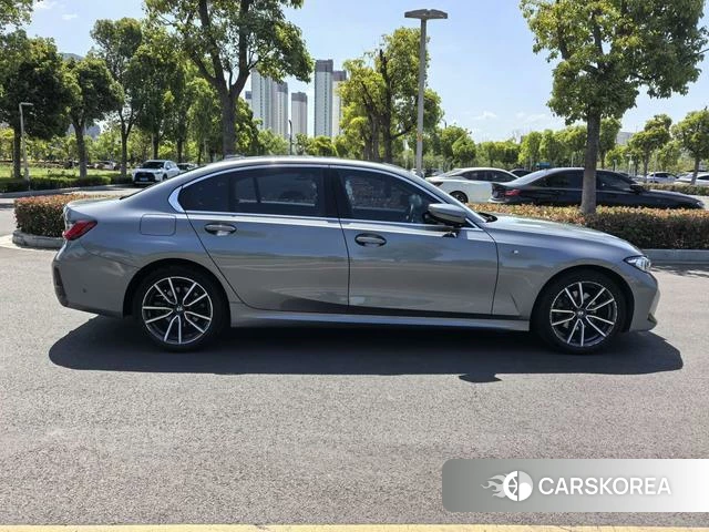 BMW 3 series 2023 Темно-серый из Китая, фото 4