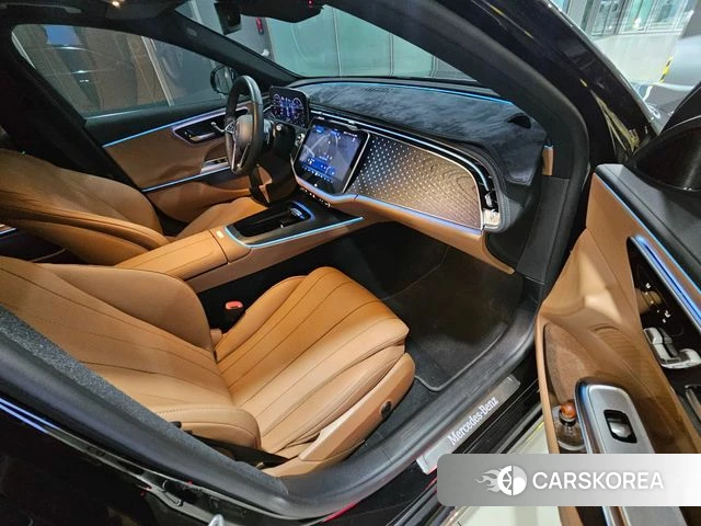 Mercedes-Benz E-Class W214 2024 Черный из Кореи, фото 4