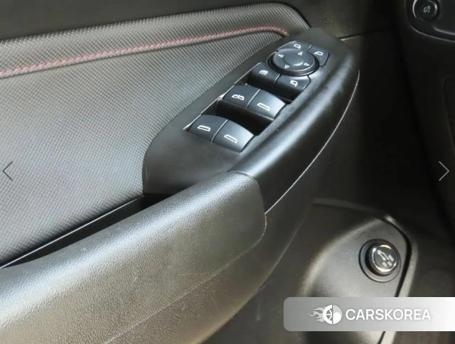 Chevrolet (GM Daewoo) Trailblazer 2022 Красный из Кореи, фото 4