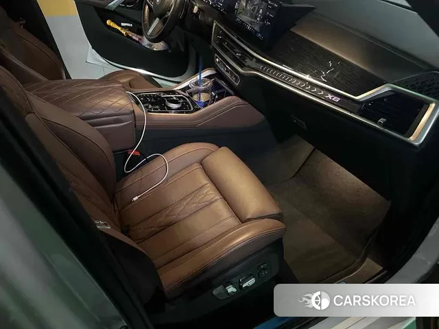 BMW X6 (G06) 2023 Белый из Кореи, фото 4