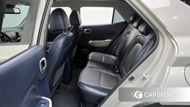 Hyundai Venue 2020 Серебристо-серый из Кореи, фото 4