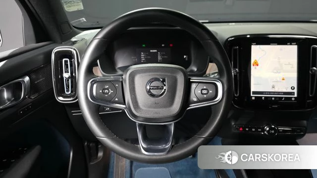 Volvo C40 Richards 2023 Белый из Кореи, фото 4