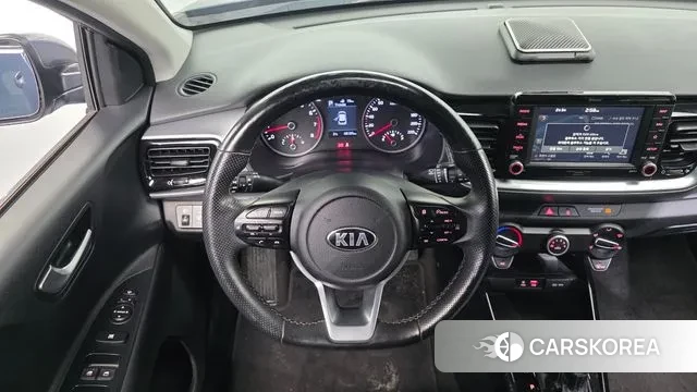 Kia Stonic 2018 Синий из Кореи, фото 4