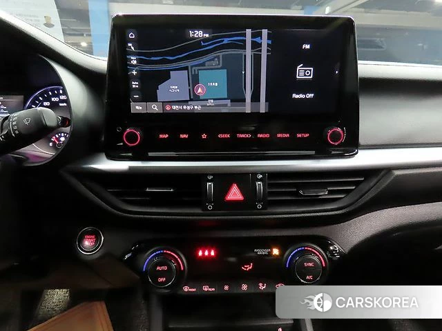 Kia The New K3 2nd generation 2022 Белый из Кореи, фото 4