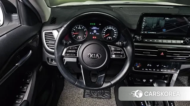 Kia Seltos 2019 Белый из Кореи, фото 4