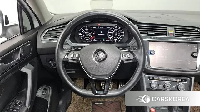 Volkswagen Tiguan Allspace 2018 Белый из Кореи, фото 4
