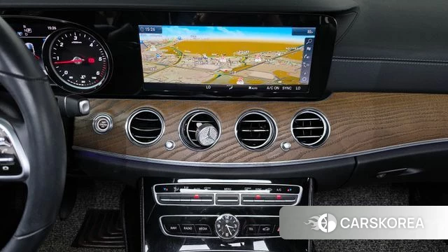 Mercedes-Benz E-Class W213 2019 Белый из Кореи, фото 4