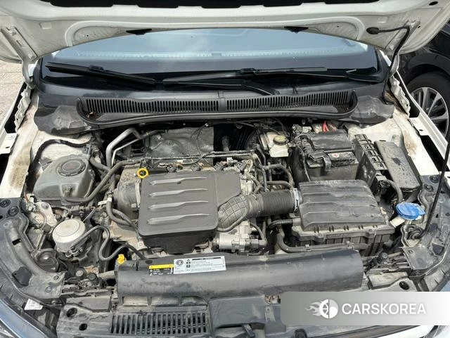 Volkswagen Polo 2021 Белый из Китая, фото 4