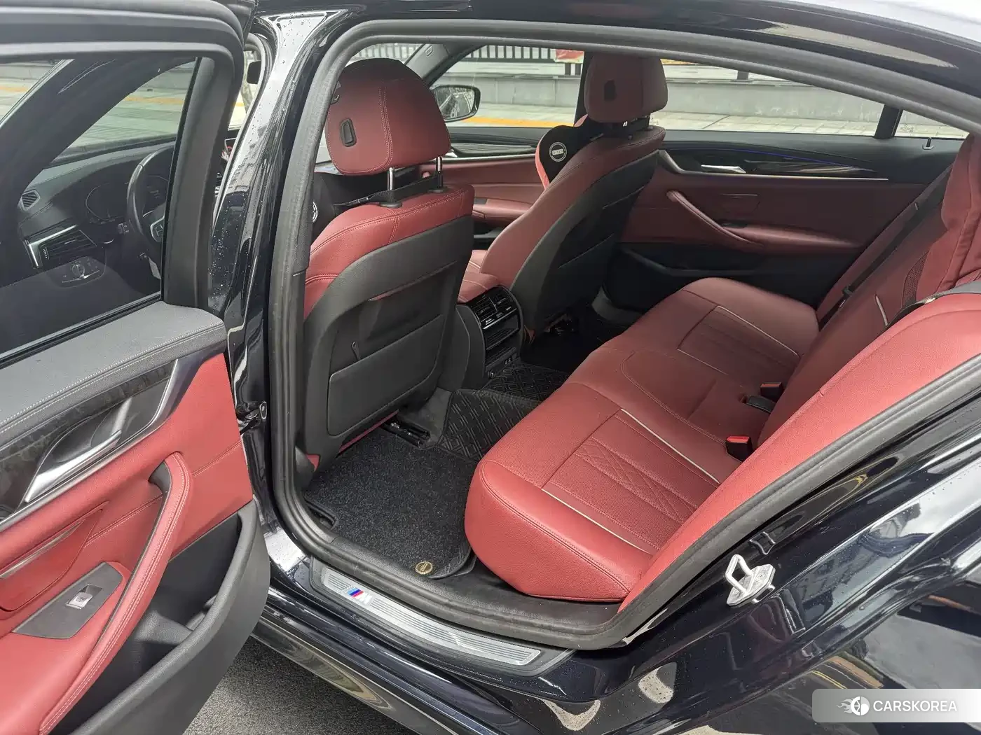 BMW 5 series 2023 Черный из Китая, фото 4