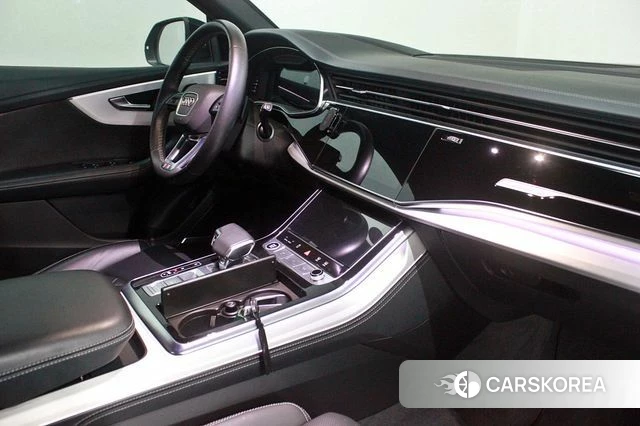 Audi Q8 (4M) 2022 Белый из Кореи, фото 4