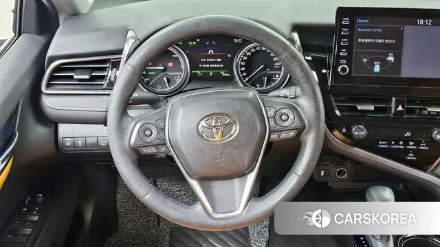 Toyota Camry (XV70) 2024 Серый из Кореи, фото 4