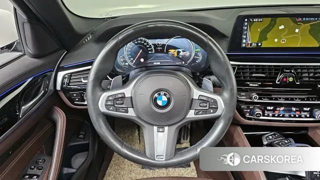 BMW 5 Series (G30) 2018 Белый из Кореи, фото 4