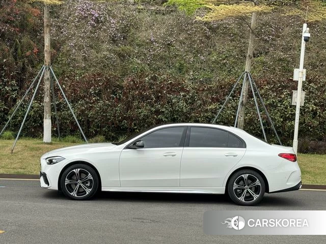 Mercedes-Benz Class C 2022 Темно-серый из Китая, фото 4