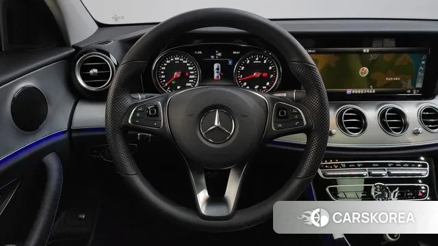 Mercedes-Benz E-Class W213 2018 Черный из Кореи, фото 4