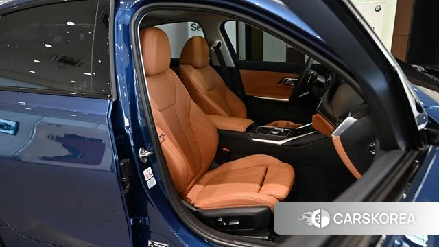 BMW 3 Series (G20) 2023 Синий из Кореи, фото 4
