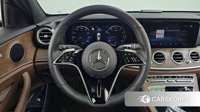 Mercedes-Benz E-Class W213 2021 Белый из Кореи, фото 4