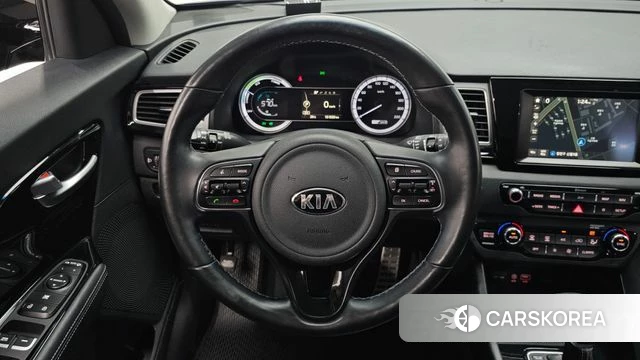 Kia Niro 2018 Черный из Кореи, фото 4