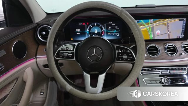Mercedes-Benz E-Class W213 2019 Белый из Кореи, фото 4