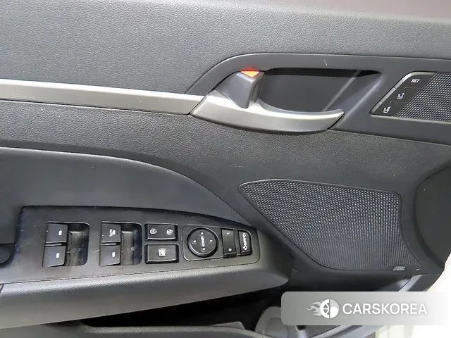 Hyundai The New Avante AD 2018 Белый из Кореи, фото 4