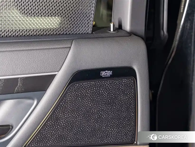 Lexus LX 2025 Черный из Китая, фото 4